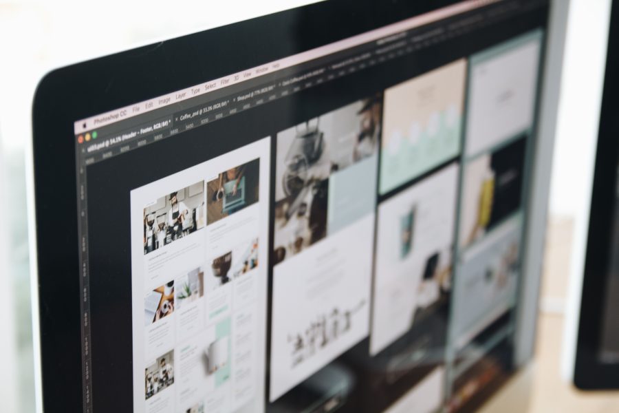 Écran moderne affichant un travail de design web créatif